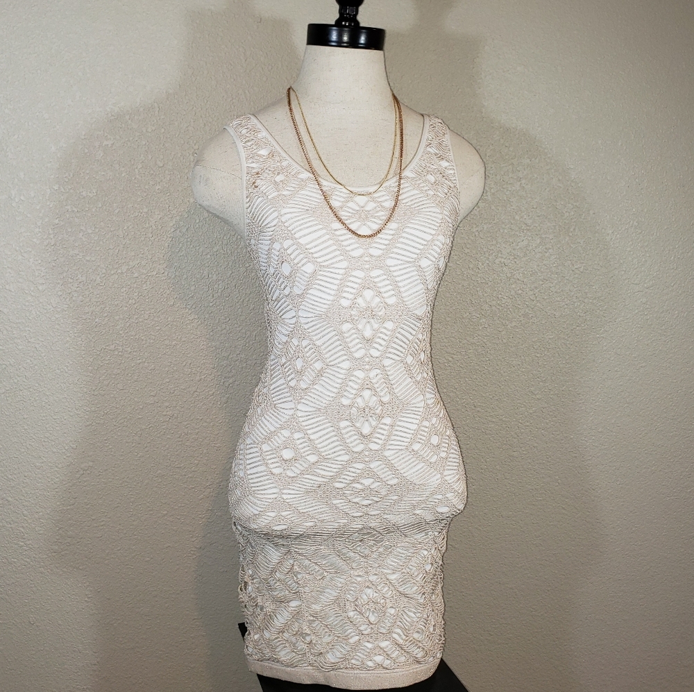 BEBEwhite cream gold bodycon dress P/S